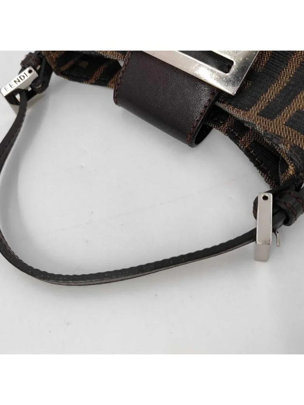 Fendi brand color